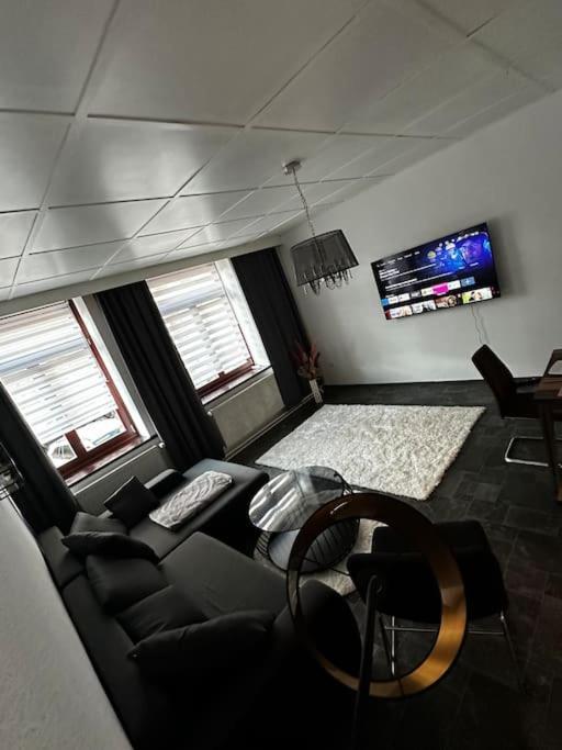 Schoene Wohnung In Bestlage Inclusive Parkplatz 라이프치히 외부 사진